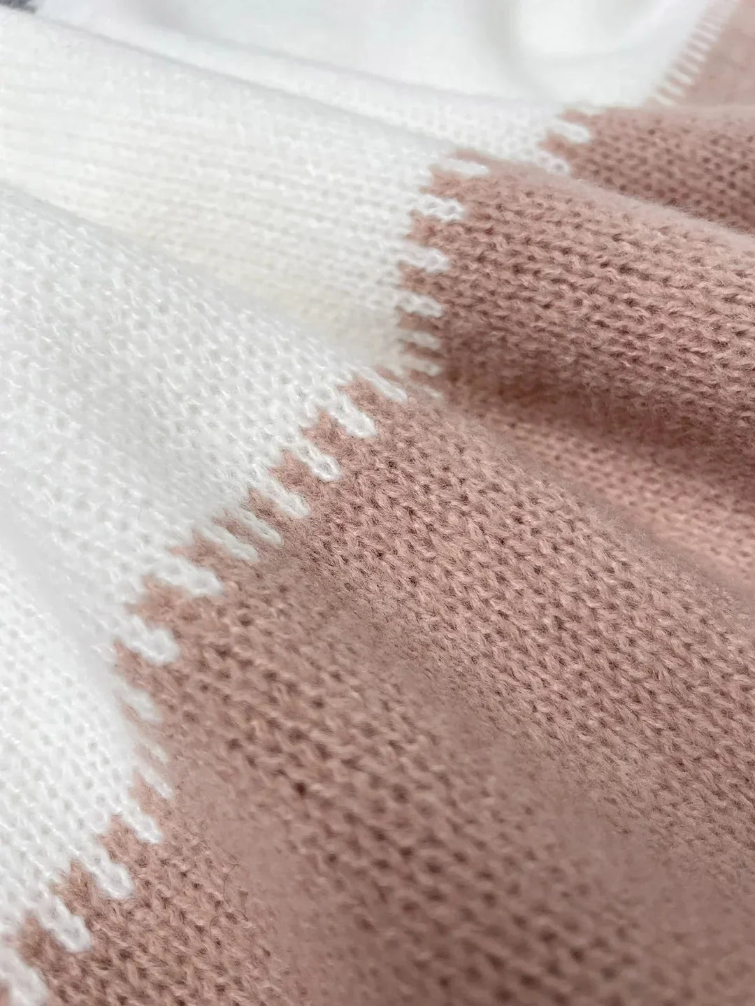 Jasmin - Long Sleeve Sweater