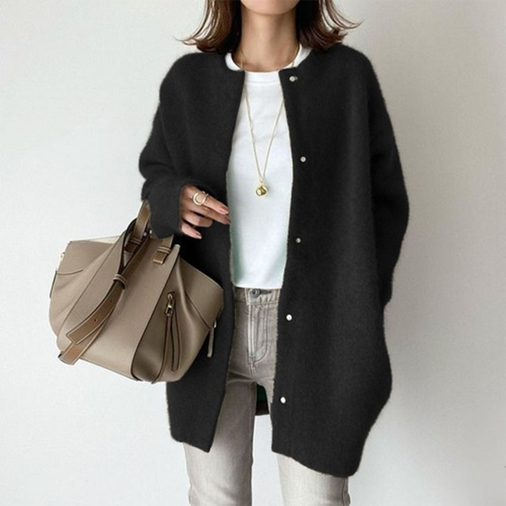 Seraphina - Warm and Elegant Cardigan