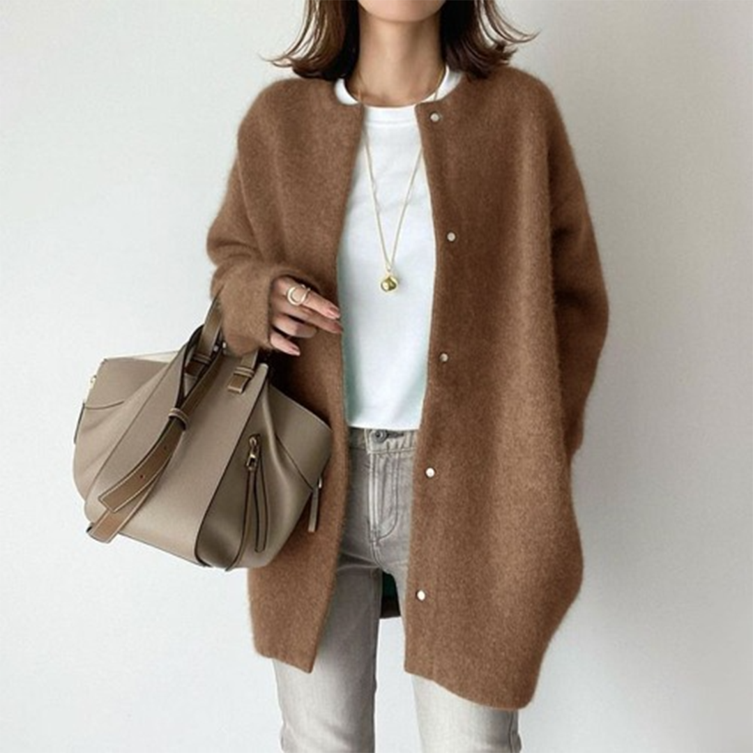 Seraphina - Warm and Elegant Cardigan