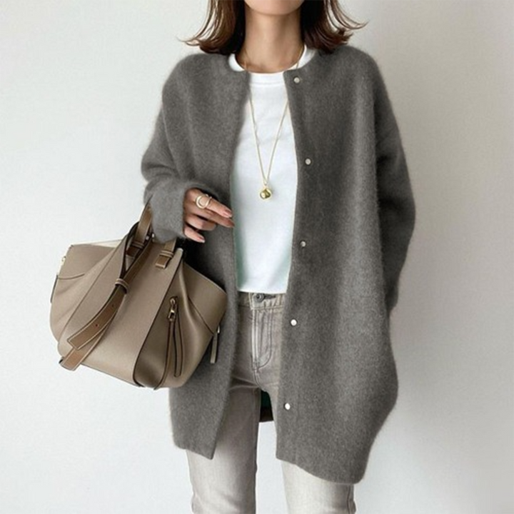 Seraphina - Warm and Elegant Cardigan